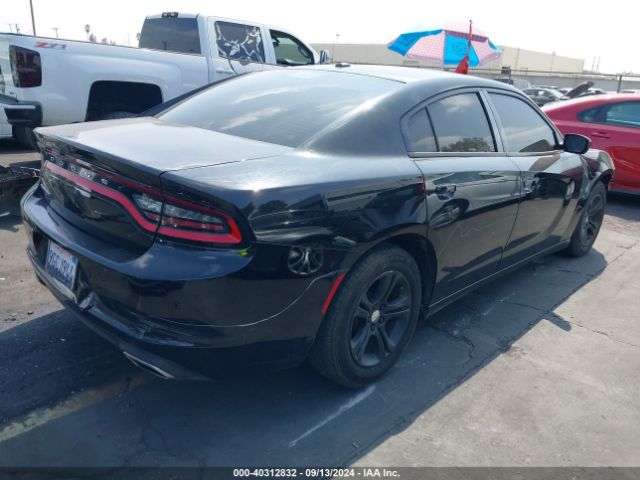 2C3CDXBG9LH101028 Dodge Charger Sxt Rwd