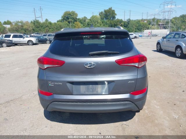 KM8J3CA49JU653947 Hyundai TUCSON SEL