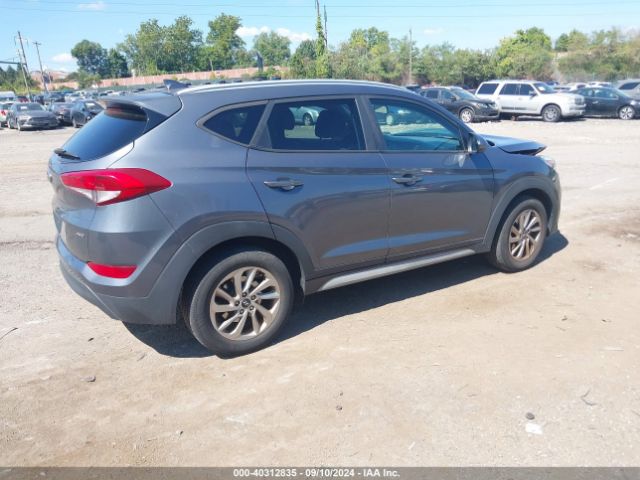 KM8J3CA49JU653947 Hyundai TUCSON SEL