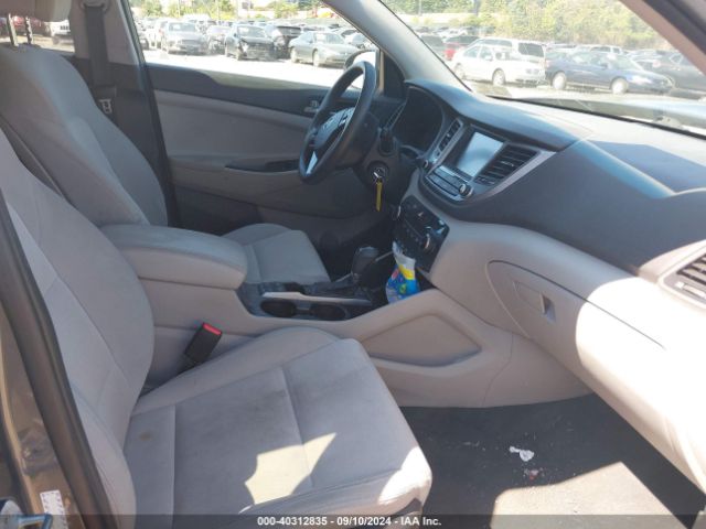 KM8J3CA49JU653947 Hyundai TUCSON SEL