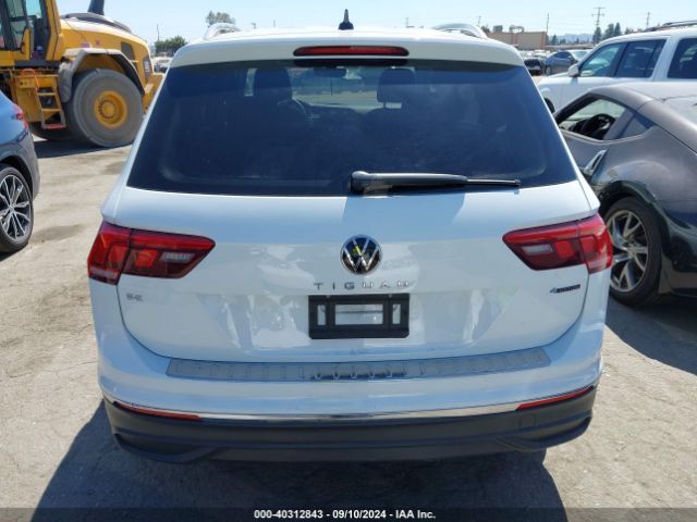 3VV2B7AX1NM131127 Volkswagen Tiguan 2.0t Se