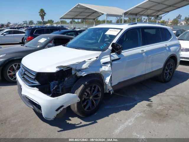 3VV2B7AX1NM131127 Volkswagen Tiguan 2.0t Se