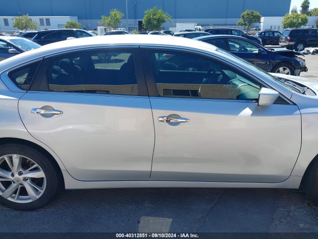 Nissan Altima 2.5 Sv 2015 1N4AL3AP0FC268021 Image 14
