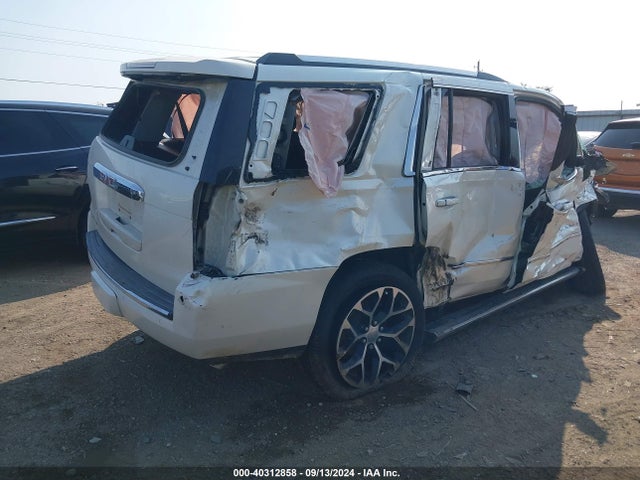 1GKS1CKJ2FR558549 GMC YUKON DENALI