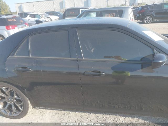 2C3CCABG0HH582472 Chrysler 300 300s