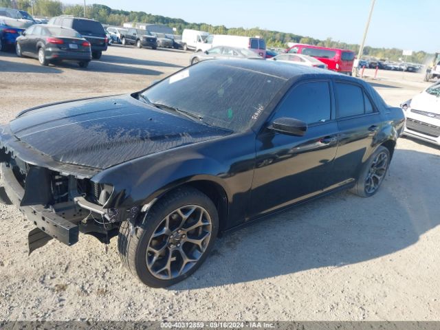 2C3CCABG0HH582472 Chrysler 300 300s