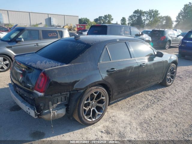 2C3CCABG0HH582472 Chrysler 300 300s