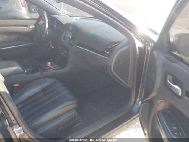 2C3CCABG0HH582472 Chrysler 300 300s