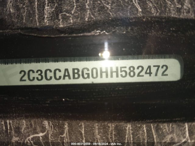 2C3CCABG0HH582472 Chrysler 300 300s