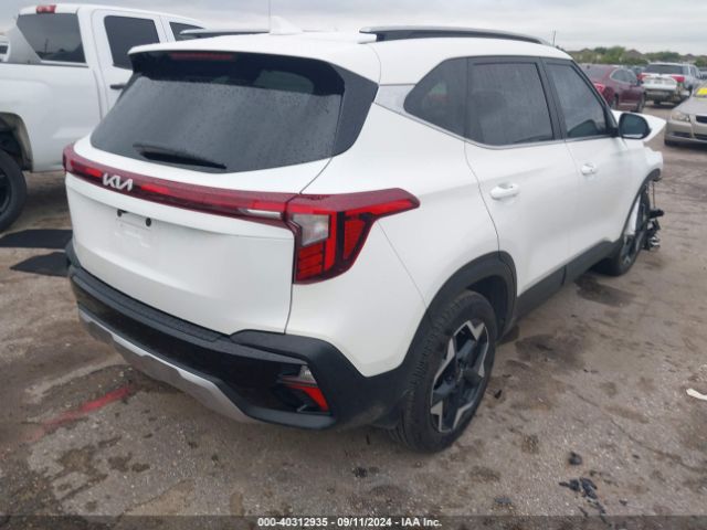 KNDER2AA7R7629158 KIA SELTOS EX