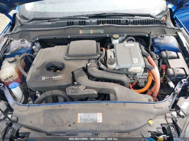 3FA6P0RU5JR206871 Ford Fusion Hybrid Titanium
