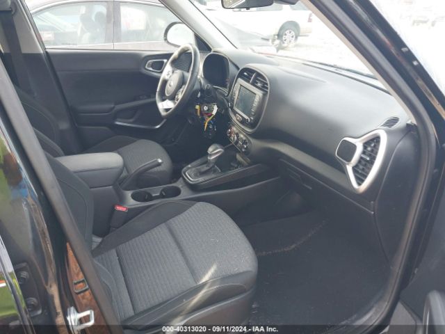 KNDJ63AU0M7777992 KIA Soul Gt-line
