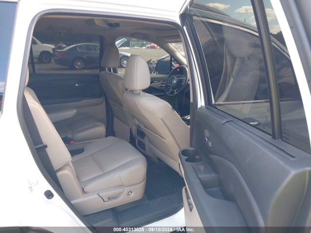 Honda Pilot Awd Touring 7 Passenger 2022 5FNYF6H67NB095680 Image 8