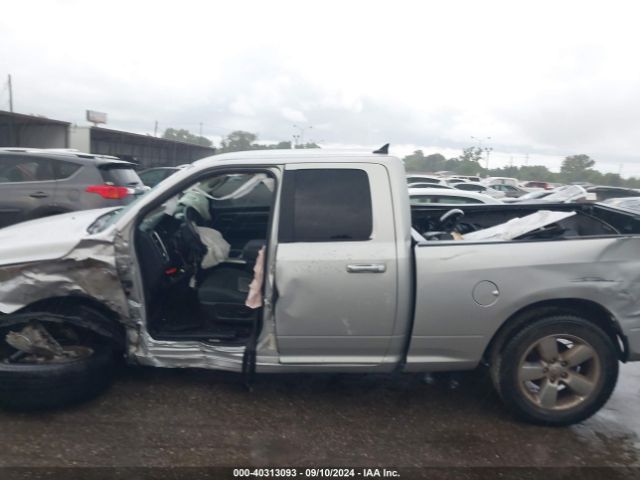 1C6RR6GG8HS551223 RAM 1500 Lone Star Quad Cab 4x2 6'4 Box