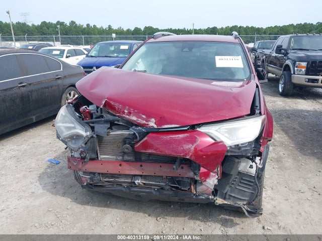 Toyota RAV4 LE 2018 2T3ZFREV5JW473288 Image 12