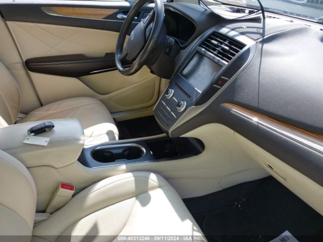 5LMTJ2AH8FUJ06040 Lincoln MKC