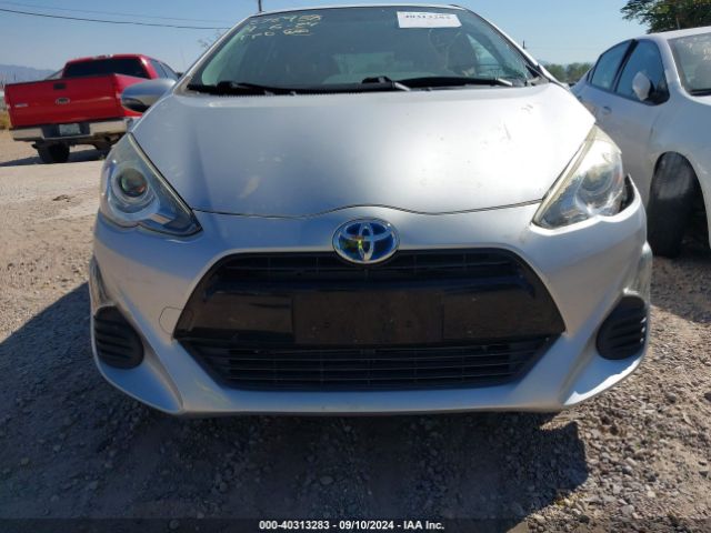 JTDKDTB39G1590242 Toyota Prius C Two
