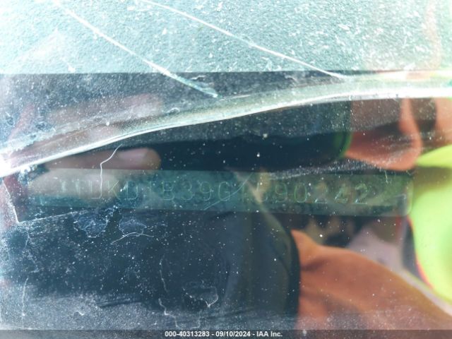JTDKDTB39G1590242 Toyota Prius C Two