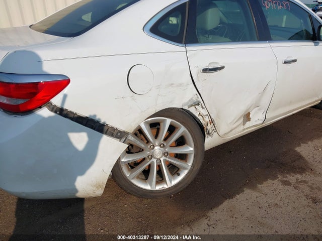 1G4PR5SK6E4104665 Buick Verano Convenience Group