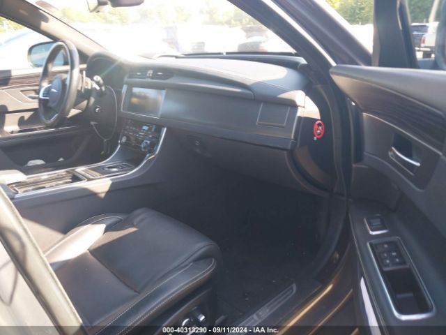 SAJBM4BV4HCY27167 Jaguar Xf S
