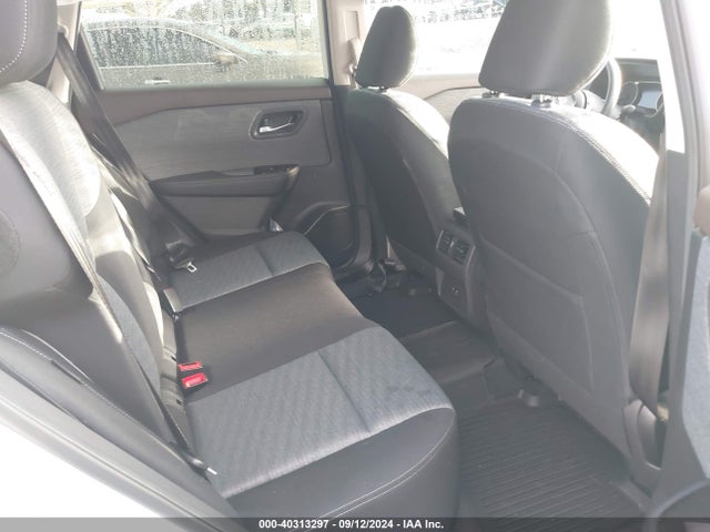 JN8BT3BA1PW430591 Nissan Rogue Sv Fwd