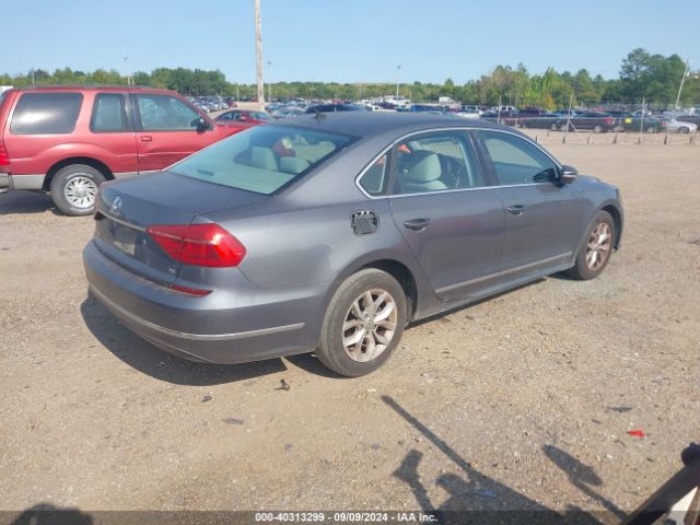 1VWAS7A31GC035992 Volkswagen Passat 1.8t S