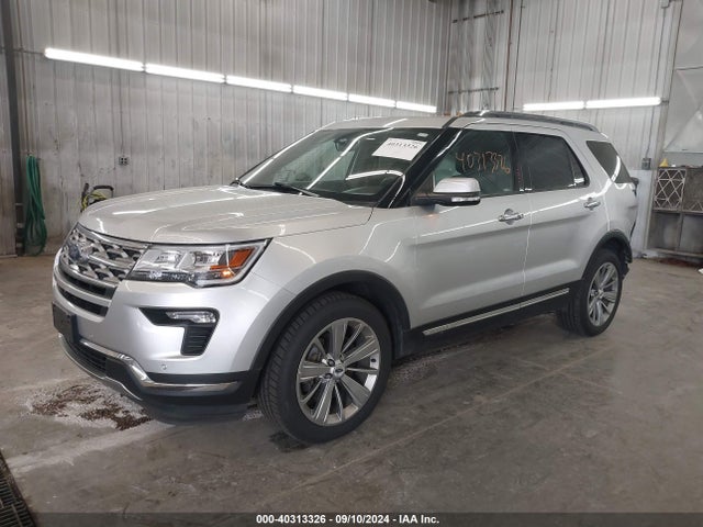 Ford Explorer Limited 2018 1FM5K8F89JGA89647 Image 2