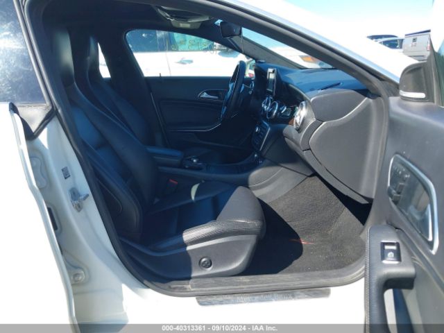 WDDSJ4GB4EN073229 Mercedes-Benz CLA 250 4MATIC