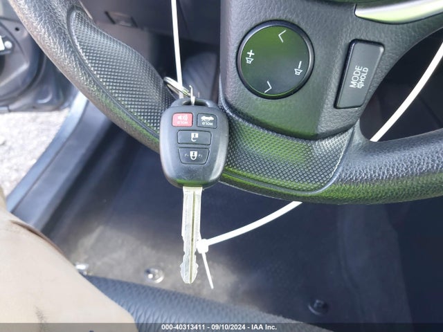 Toyota COROLLA LE 2017 2T1BURHE5HC844117 Image 11