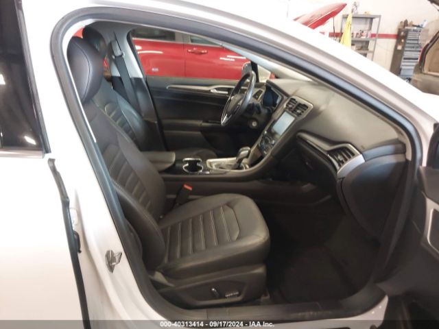 3FA6P0T90GR340037 Ford FUSION SE