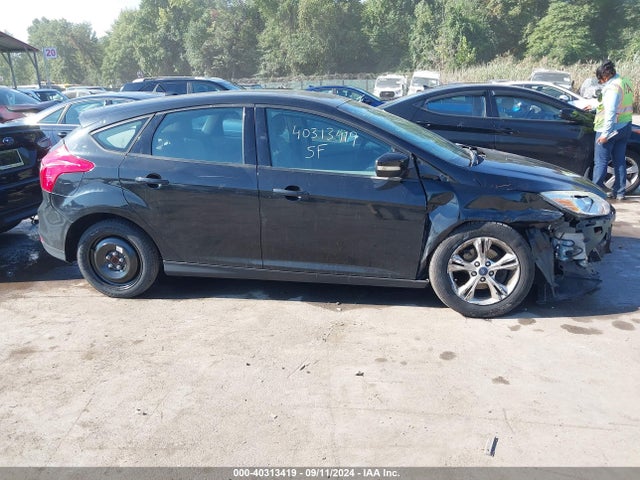 Ford FOCUS SE 2014 1FADP3K21EL243468 Image 14