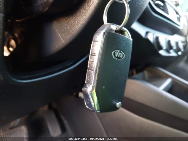 3KPF24AD8LE213836 KIA Forte Lxs