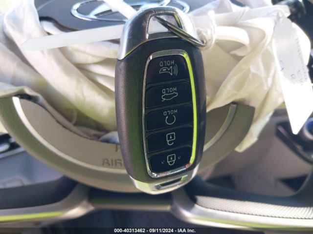5NPLM4AG6PH099778 Hyundai ELANTRA SEL