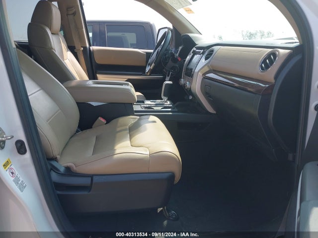 5TFHW5F13EX361901 Toyota Tundra Limited 5.7l V8