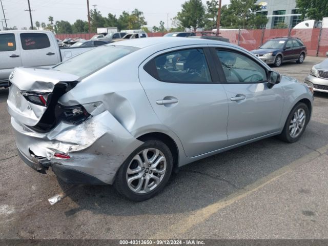 3MYDLBYV0JY315765 Toyota YARIS IA