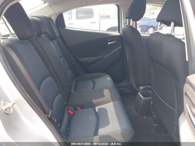 3MYDLBYV0JY315765 Toyota YARIS IA