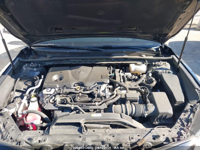 40313653 :رقم المزاد ، 4T1B21HKXKU521832 vin ، 2019 Toyota Camry Hybrid Xle مزاد بيع