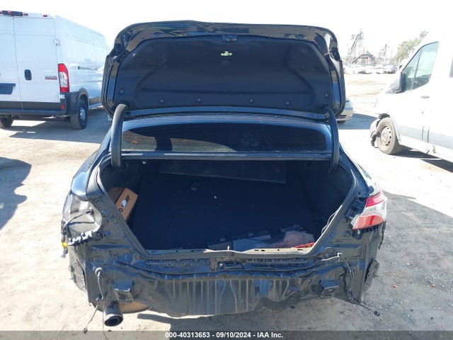 40313653 :رقم المزاد ، 4T1B21HKXKU521832 vin ، 2019 Toyota Camry Hybrid Xle مزاد بيع