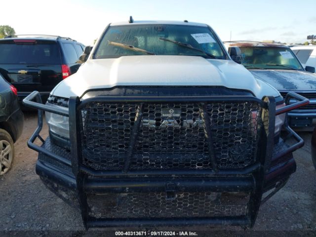 3C6UR5HJ7NG251545 RAM 2500 Tradesman  4x4 8' Box
