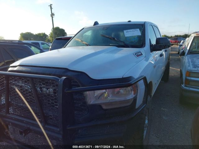 3C6UR5HJ7NG251545 RAM 2500 Tradesman  4x4 8' Box