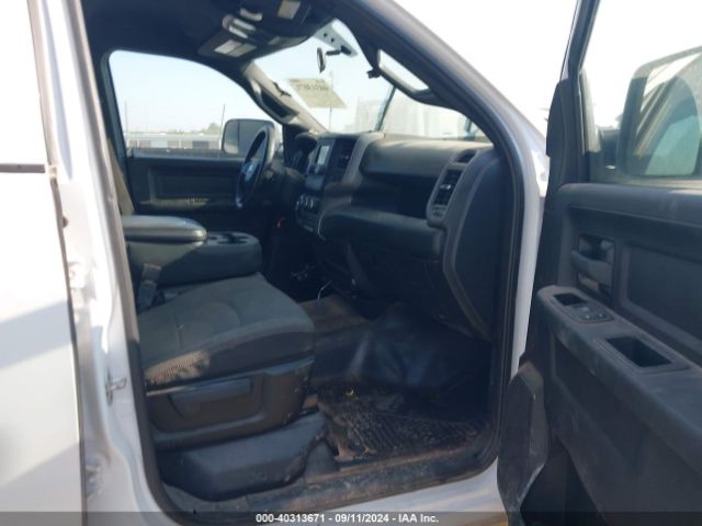 3C6UR5HJ7NG251545 RAM 2500 Tradesman  4x4 8' Box