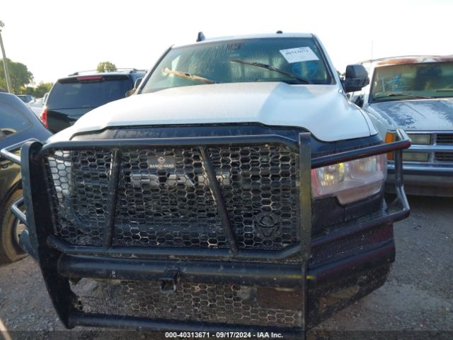 3C6UR5HJ7NG251545 RAM 2500 Tradesman  4x4 8' Box