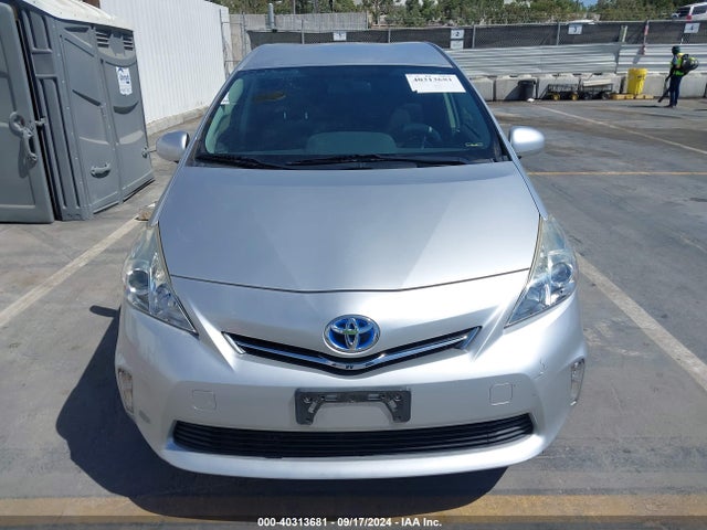 Toyota Prius V Two 2014 JTDZN3EU9EJ007925 Image 11