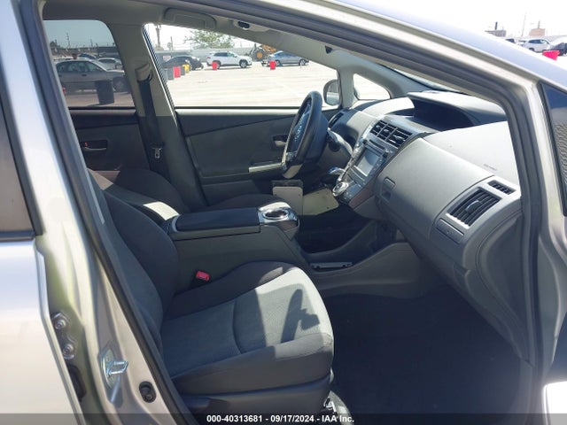 Toyota Prius V Two 2014 JTDZN3EU9EJ007925 Image 5