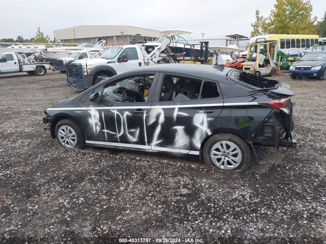 Toyota Prius Two 2016 JTDKBRFU1G3008392 Image 14