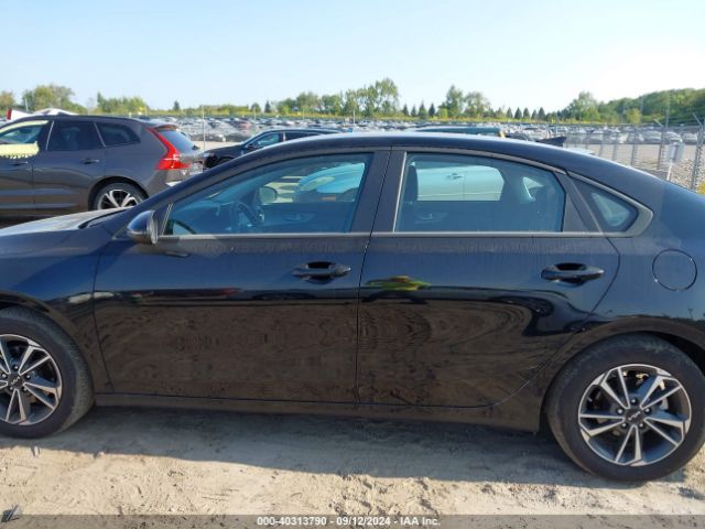 3KPF24ADXPE636276 KIA Forte Lxs