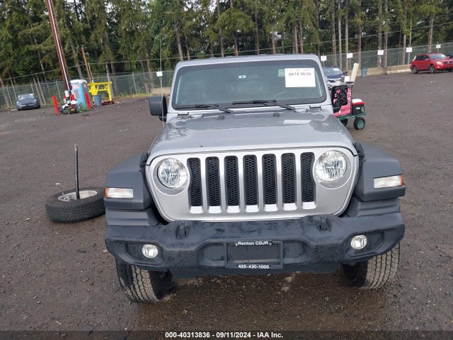 1C4GJXAN8LW203850 Jeep Wrangler Sport S 4x4