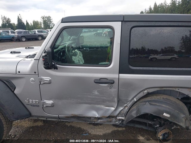 1C4GJXAN8LW203850 Jeep Wrangler Sport S 4x4