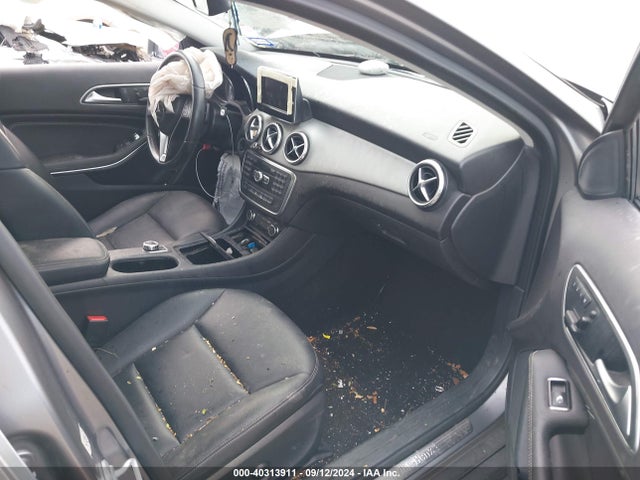 WDCTG4EB2FJ179567 Mercedes-Benz GLA 250