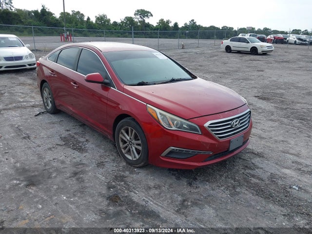 Hyundai SONATA SE 2015 5NPE24AF3FH117965 Image 1
